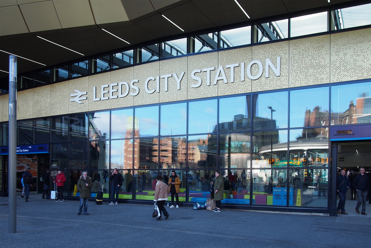 Transport in Leeds: The Ultimate Investor’s Guide Transport in Leeds